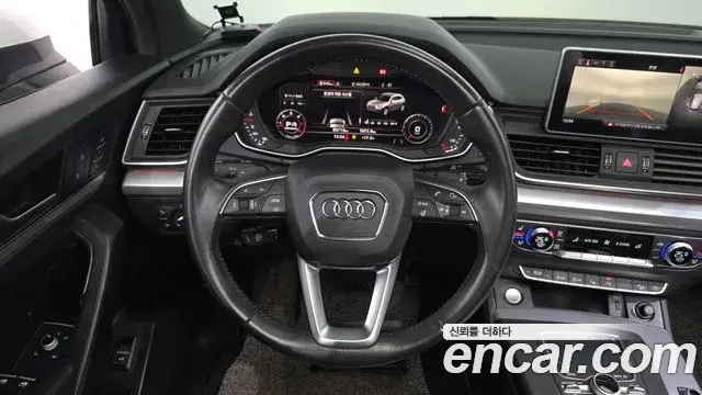 Audi Q5 2020 — Фото 14/20