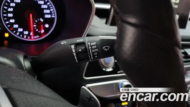 Genesis G70 2019 — Şəkil 21/32