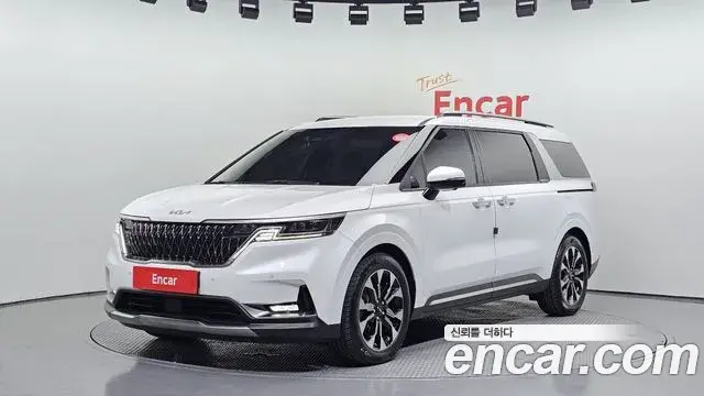 Kia Carnival 2022 — Şəkil 27/31