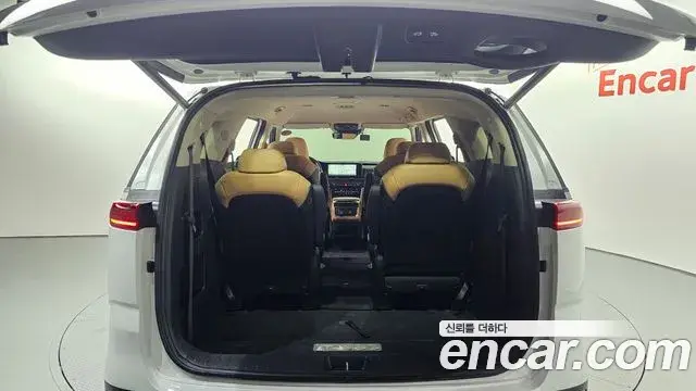 Kia Carnival 2022 — Şəkil 4/31