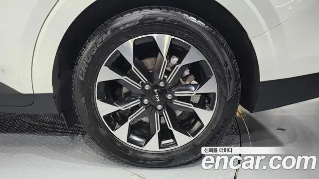 Kia Carnival 2022 — Şəkil 1/31