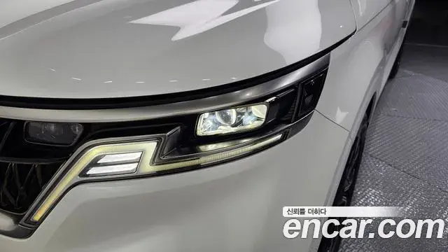 Kia Carnival 2022 — Şəkil 6/31