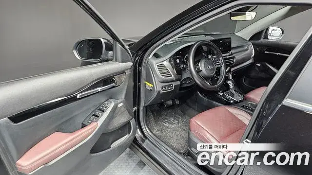 Kia Seltos 2019 — Photo 14/20