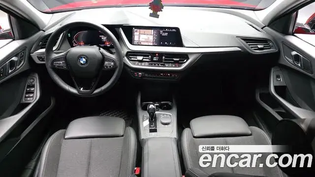 BMW 1 Series 2020 — Şəkil 6/30