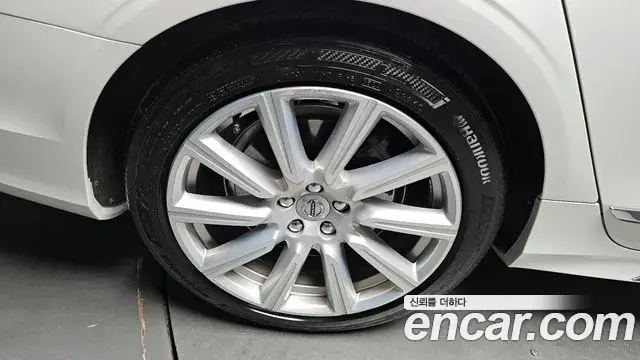 Volvo S90 2019 — Şəkil 7/30