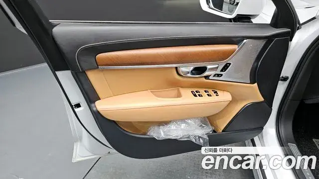 Volvo S90 2019 — Şəkil 13/30