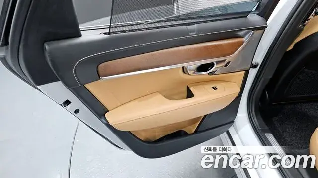 Volvo S90 2019 — Şəkil 24/30