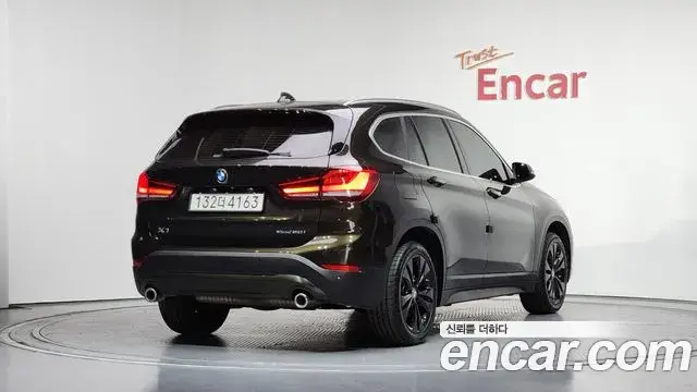 BMW X1 2020 — Şəkil 9/20