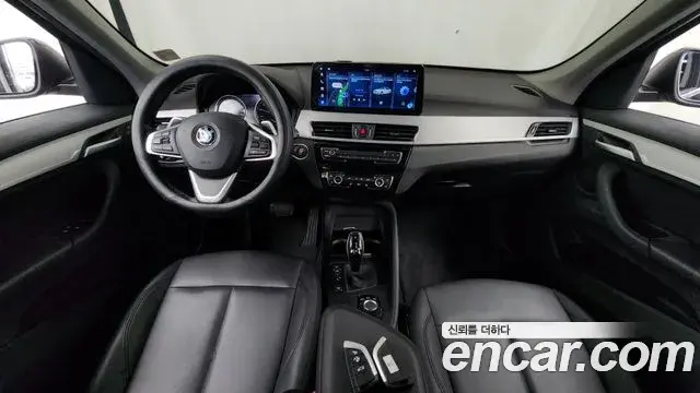 BMW X1 2020 — Şəkil 17/20