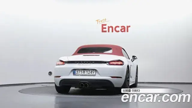 Porsche 718 Boxster 2020 — Şəkil 16/33