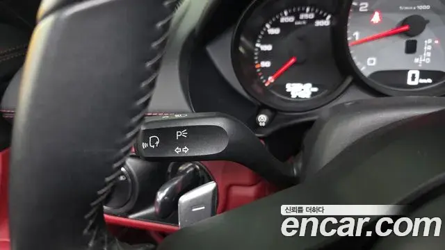 Porsche 718 Boxster 2020 — Şəkil 19/33