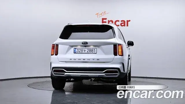 Kia Sorento 2020 — Фото 4/20