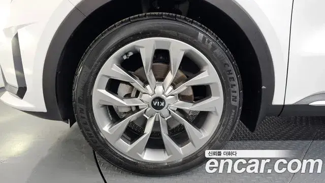 Kia Sorento 2020 — Фото 5/20