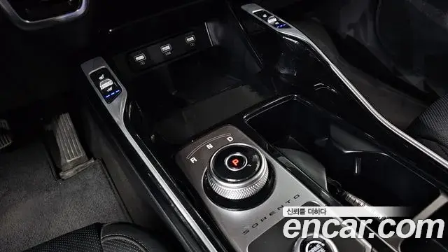 Kia Sorento 2020 — Фото 9/20