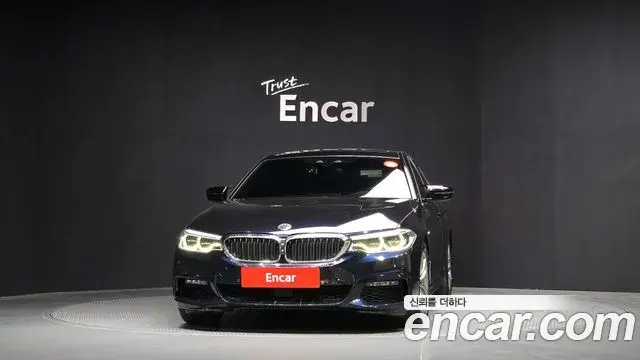 BMW 5 Series 2019 — Photo 19/20