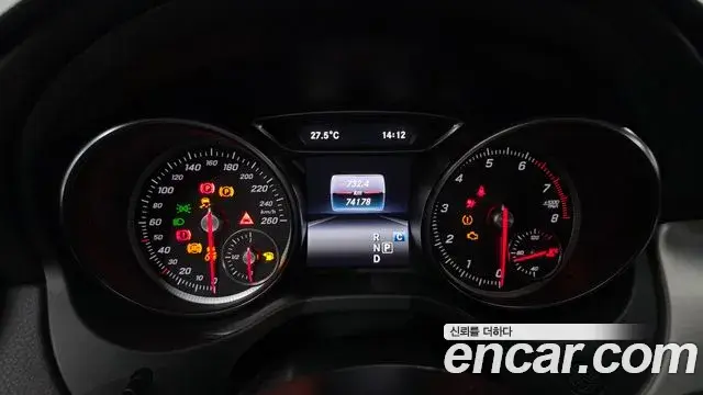 Mercedes-Benz GLA-Class 2018 — ფოტო 3/30
