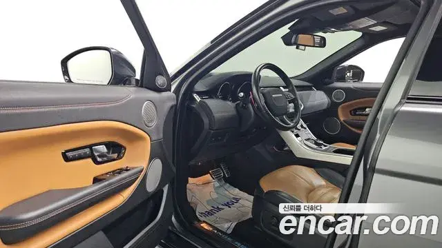 Land Rover Range Rover Evoque 2019 — ფოტო 9/35