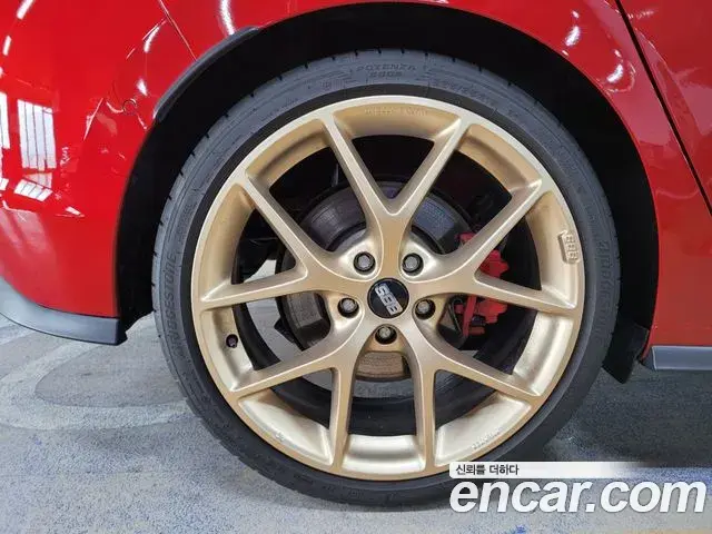 Volkswagen Golf 2023 — Şəkil 3/20