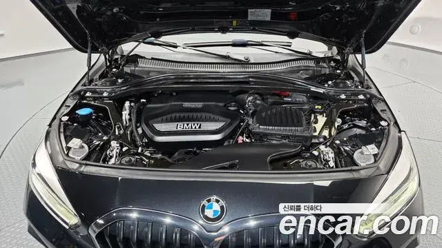 BMW 1 Series 2021 — ფოტო 3/31