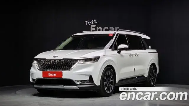 Kia Carnival 2021 — Фото 1/20