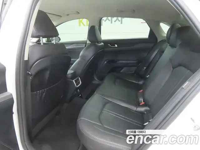 Kia K5 2022 — Photo 11/20