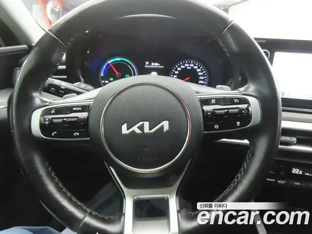 Kia K5 2022 — Photo 13/20