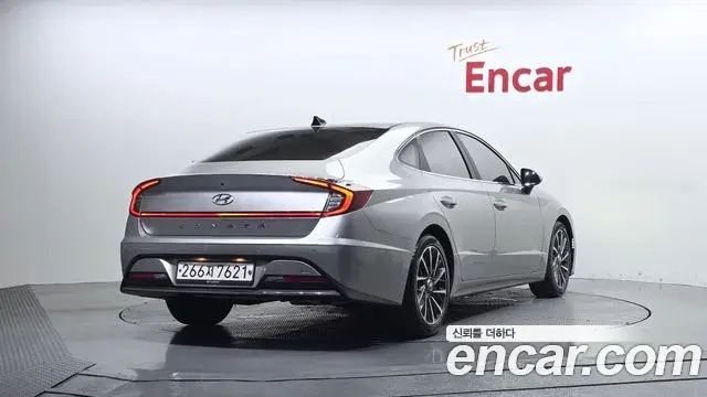 Hyundai Sonata 2019 — Фото 2/20