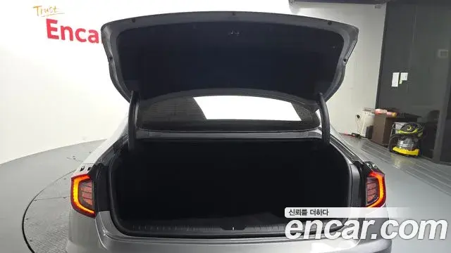 Hyundai Sonata Hybrid 2019 — ფოტო 5/32