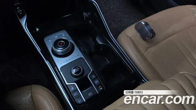 Kia Sorento 2020 — Фото 9/20