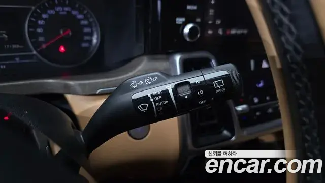 Kia Sorento 2020 — Фото 18/20
