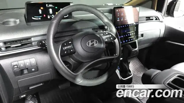 Hyundai Staria 2024 — Фото 13/20