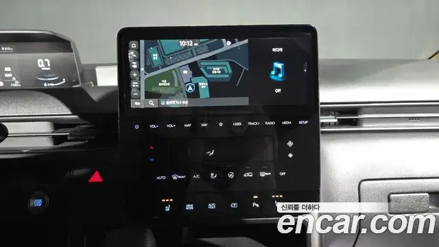 Hyundai Staria 2024 — Фото 14/20
