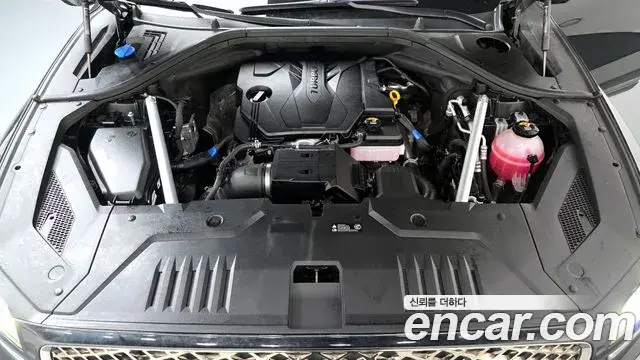 Genesis GV70 2022 — Şəkil 33/40