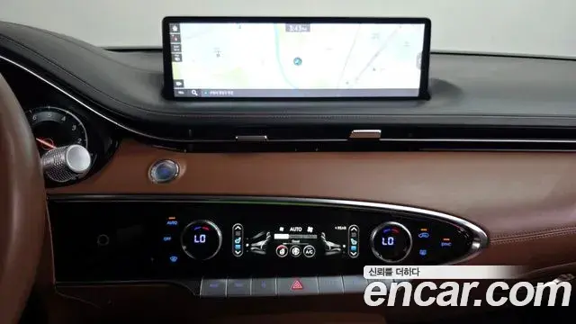 Genesis GV70 2022 — Şəkil 9/40