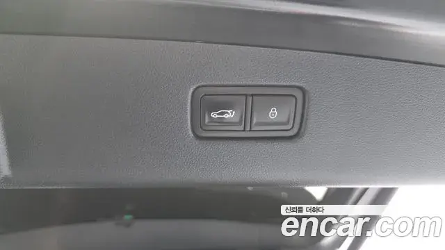 Genesis GV70 2022 — Şəkil 26/40