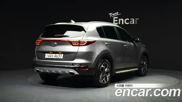 Kia Sportage The Bold 2020 — Фото 2/20