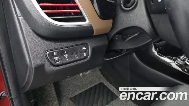Kia Seltos 2020 — Photo 2/33