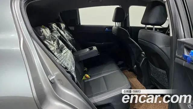 Kia Sportage The Bold 2021 — Şəkil 9/34