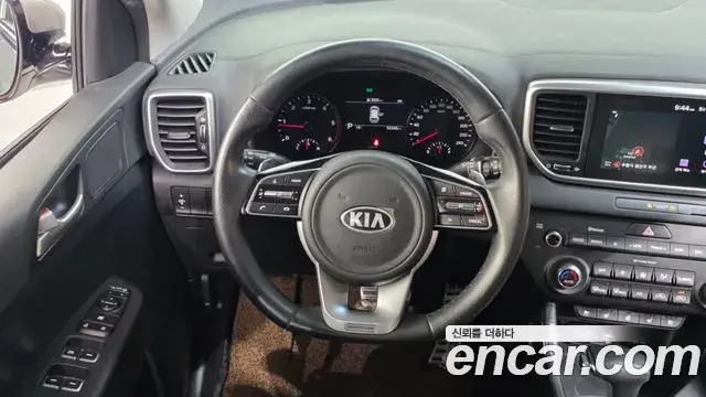 Kia Sportage The Bold 2021 — Şəkil 32/34