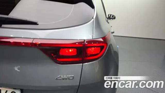 Kia Sportage The Bold 2021 — Şəkil 34/34