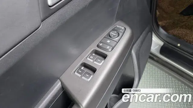 Kia Sportage The Bold 2021 — Şəkil 13/34