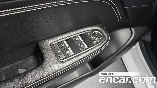 Renault Samsung XM3 2022 — ფოტო 7/34