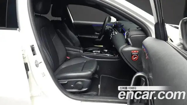 Mercedes-Benz A-Class 2021 — Şəkil 11/30