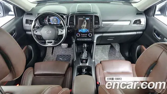 Renault Samsung QM6 2020 — ფოტო 14/39