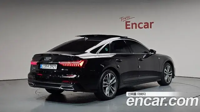 Audi A6 2021 — Şəkil 13/35