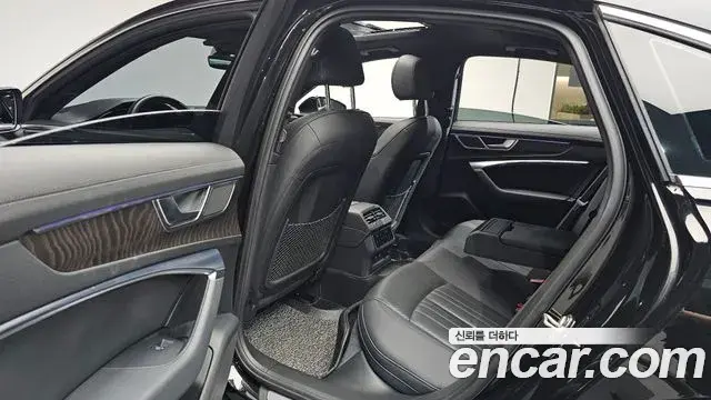 Audi A6 2021 — Şəkil 25/35
