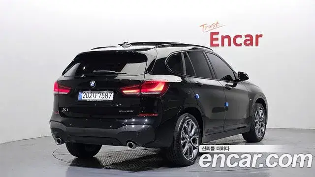 BMW X1 2022 — Фото 2/20