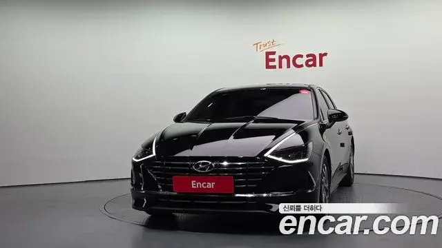 Hyundai Sonata Hybrid 2021 — Şəkil 19/20