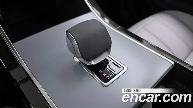 Land Rover Range Rover Evoque 2025 — Şəkil 11/32