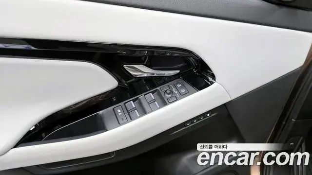 Land Rover Range Rover Evoque 2025 — Şəkil 8/32